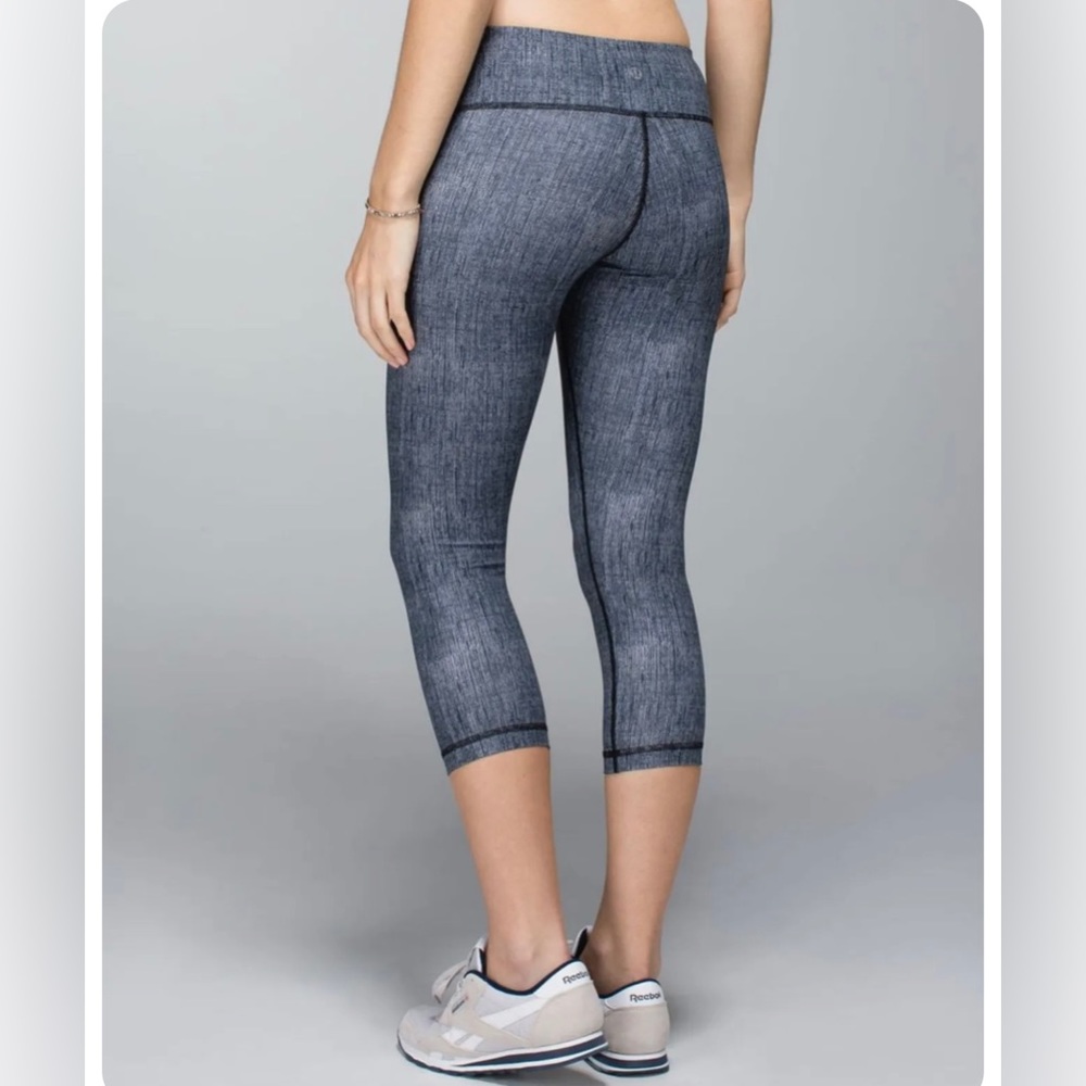 Lululemon wunder under crop full-on lextreme burlap texture black dune size 6